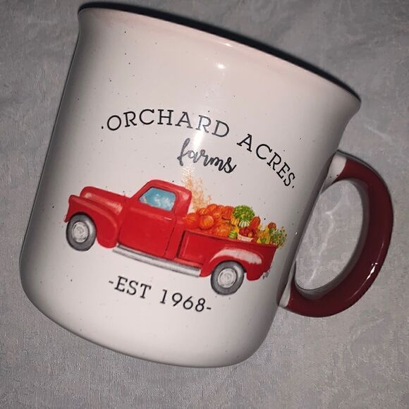 Mug Cynthia Rowley New York Ceramic Orchard Acres Farm Red Truck Coffee - Picture 1 of 7